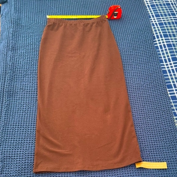 REFORMATION bodycon skirt - Picture 1 of 3